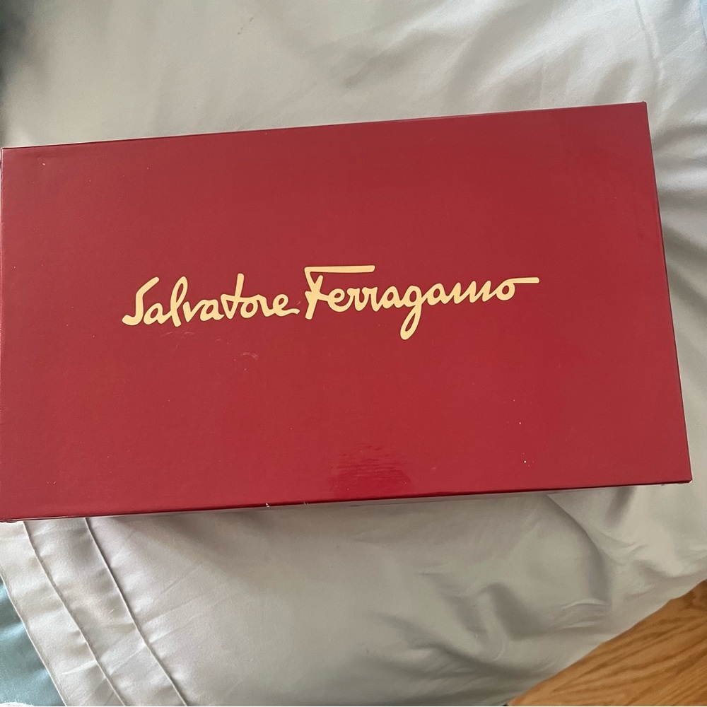 Salvatore Ferragamo Womens Nero Calf Alissa Black Loafers size 10B - Picture 9 of 12